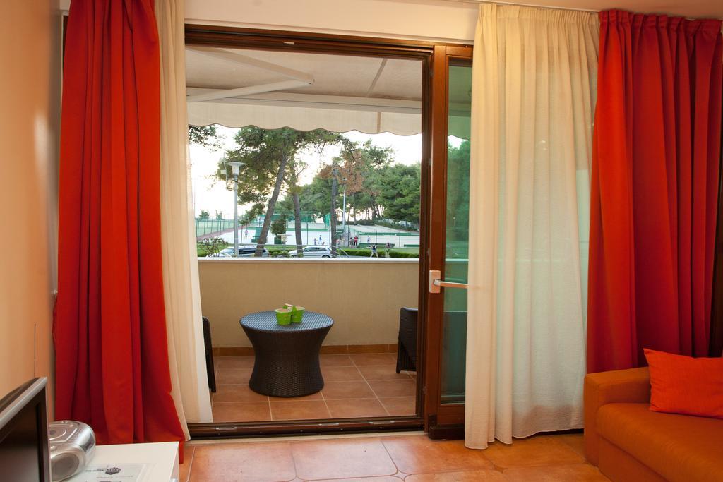 Residence Apartments Anamaria Podstrana Extérieur photo
