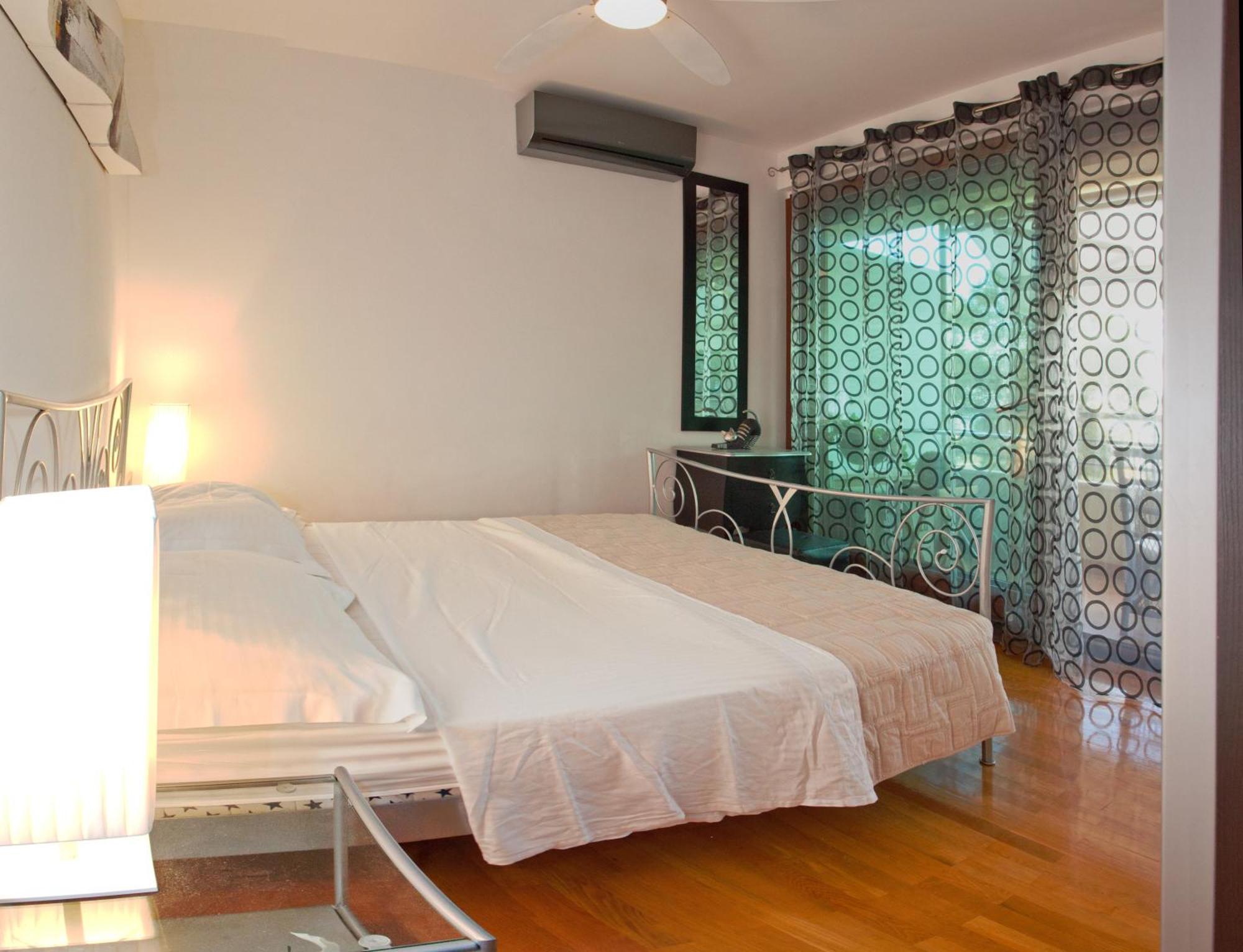 Residence Apartments Anamaria Podstrana Chambre photo